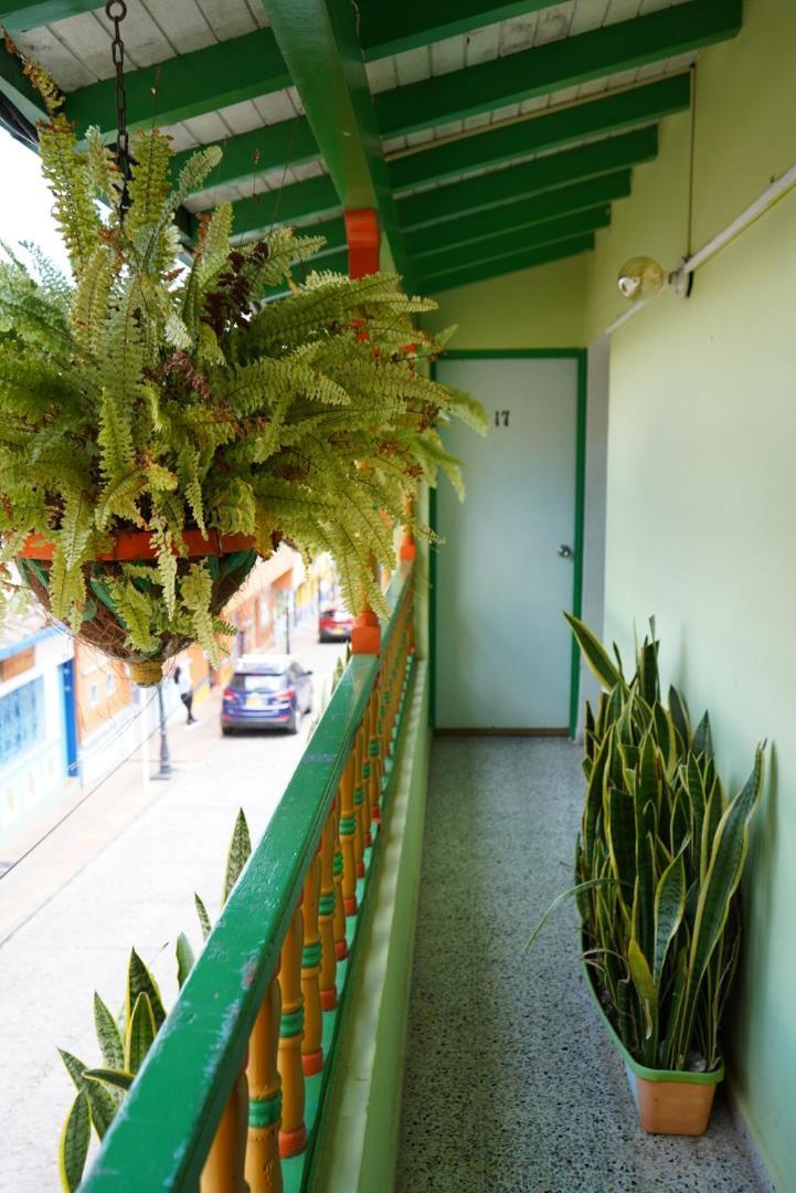 Hotel Casa Verde Guatapé Extérieur photo